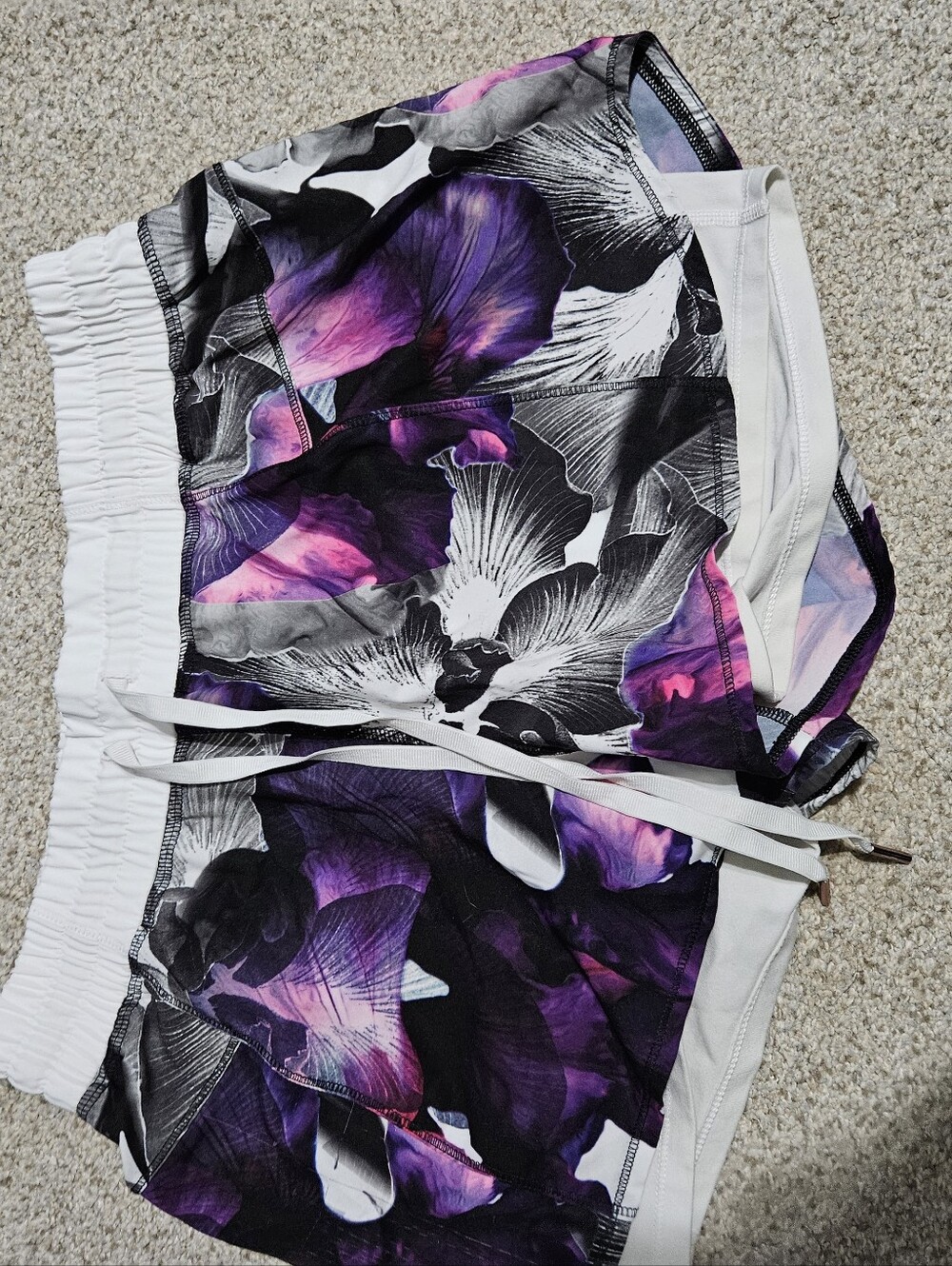 CALIA Carrie Underwood M Floral Running Shorts